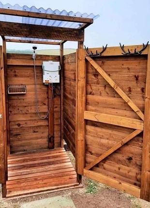 Летний душ из натурального дерева, сосна, naturbreeze коричневого цвета 120 см*200см*80 см лдд079
