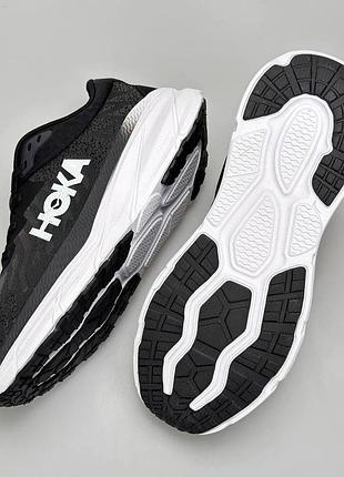 Мужские кроссовки для бега hoka challenger art 7 черно белые комфортные для города весенние текстильные хокка чаленджер прогулочны