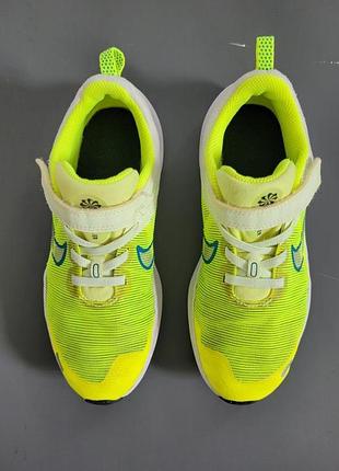 Кросівки nike у відмінному стані, розмір 34 nike