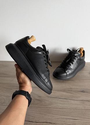 Кросівки шкіряні alexander mcqueen оригінал