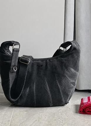 Джинсовая сумка хобо diesel rave hobo x washed black унисекс на плечо с регулируемым ремнем