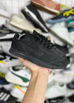 Кроссовки nike р(38.5)