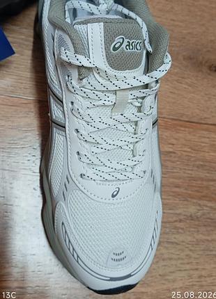 Asics cel-kahana 3