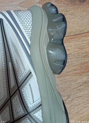 Asics cel-kahana 5