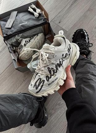 Белые кроссовки balenciaga track signature sneaker in white black x баленсиага трек 40
