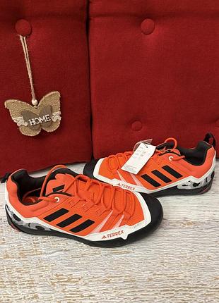 Фирменные кроссовки adidas terrex 42 2/3р.