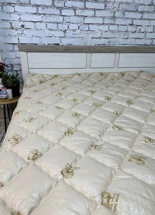 ❄️ зимние одеяла ☃️
🐏 pure wool 🐑 
🧶 ткань: микрофибра с напылением
🪢 плотность 350г/кв.м