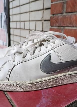 Женские кожаные кроссовки nike court royale (на широкую стопу) / 43 (28 см)