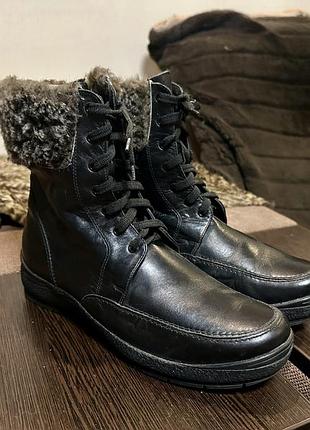 Жіночі зимові ботинки mida,41 р.