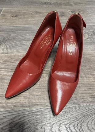 Туфлі жіночі valentino червоні шкіряні