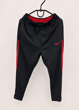 Дитячі спортивні nike 10-12р