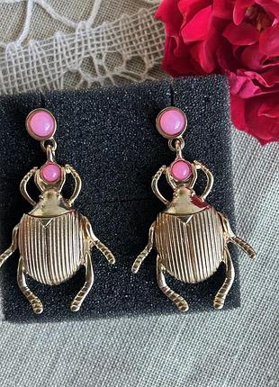 Сережки у вигляді жуків ( скарабеїв)