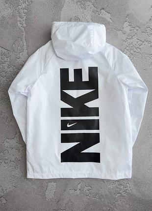 Чоловіча осіння водовідштовхуюча куртка-вітровка nike