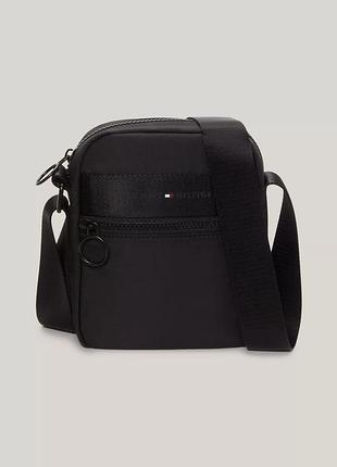 Сумка через плече tommy hilfiger кросбоді