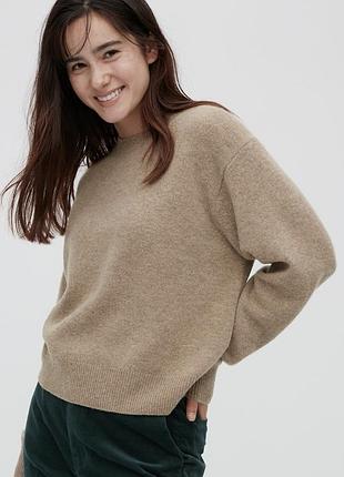 Светр шерстяний uniqlo