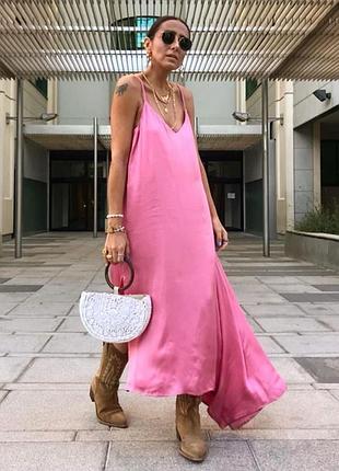 Розовое свободное платье комбинация с асимметричным подолом из вискозы zara
✨✨✨✨✨✨✨✨✨✨✨✨