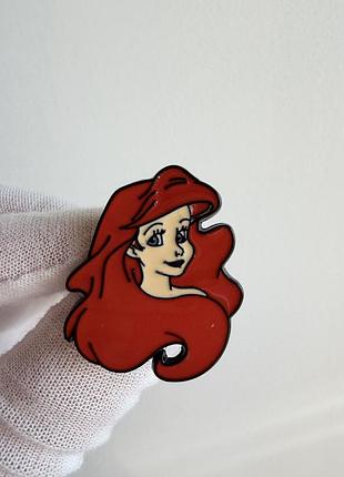 Пін значок металевий брошка принцеса аріель — disney «русалонька» (the little mermaid)