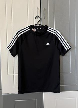Футболка adidas з лампасами xs-s