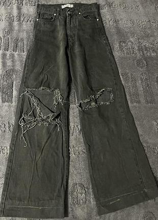 Трендові широкі джинси bershka wide leg / рвані джинси палаццо графіт
