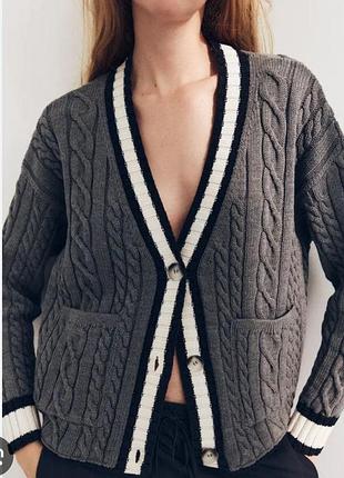 Трикотажний жакет від zara
