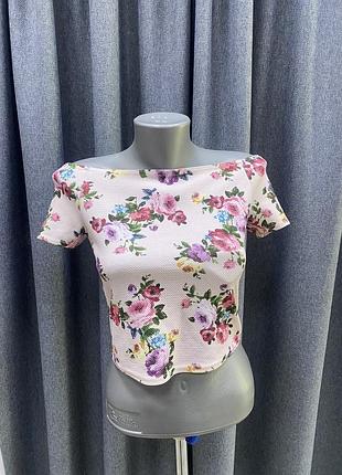 Топ в цветы с опущенными плечами new look 8/36/s