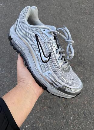 Кросівки чоловічі nike air max tl 2.5 бігові тренувальні повсякденні сріблясті срібні сірі  розмір 42,5-43 розмір