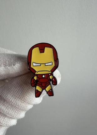 Пін значок металевий брошка залізна людина iron man — marvel, месники (avengers)