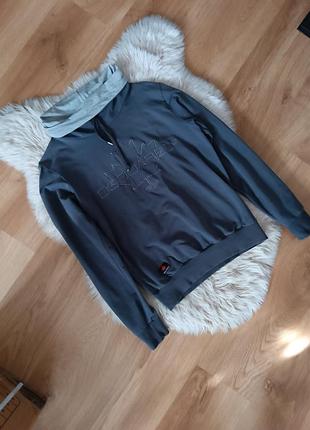 Класнюча кофтинка dsquared (італія), розмір m/l.