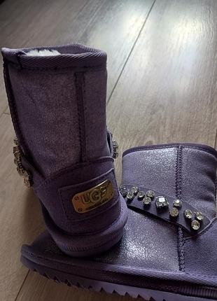 Уггі violetta для дівчинки натур шкіра, розмір 32, маломірять. нові