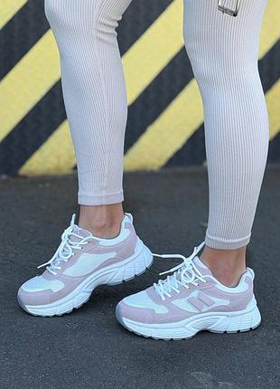 Рожеві жіночі кросівки легкі повсядкенні кроси спортивні замшеві текстильні на масивній підошві осінні