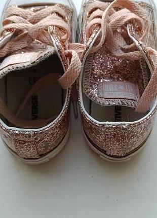 Converse  all star p. 24. 2