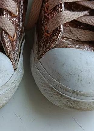 Converse  all star p. 24. 5