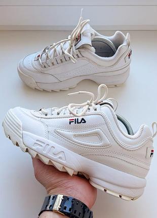Женские белые кроссовки fila disruptor ii