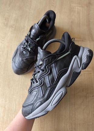 Круті жіночі шкіряні кросівки adidas, оригінал, р.39,5.