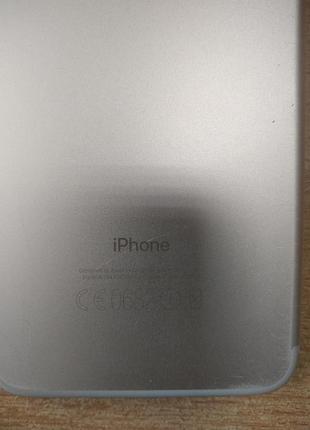 Телефон iphone на запчастини. 3