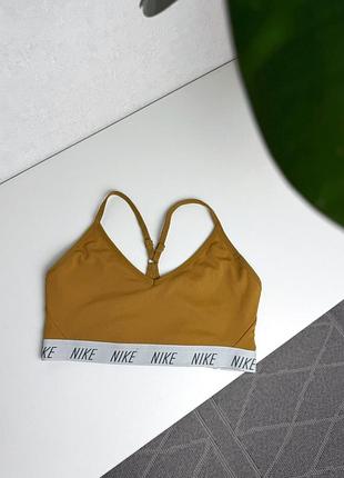 Спортивний топ nike