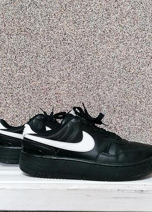 Кроссовки nike 4