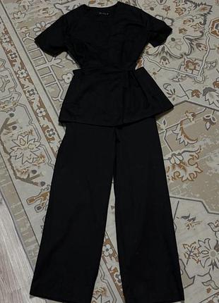 Медицинский костюм