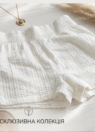 Білі мереживні шорти zara з вишивкою рішельє / ришельє (розмір s)