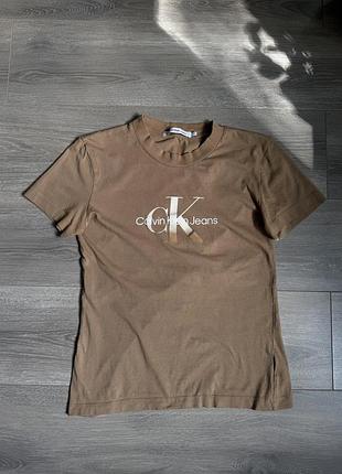Футболка calvin klein