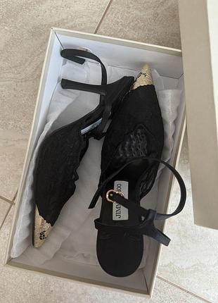 Туфлі від jimmy choo