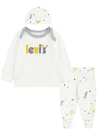 Дитячий комплект levi's лонгслів, штани та шапочка