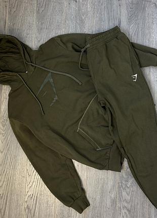 Костюм gymshark