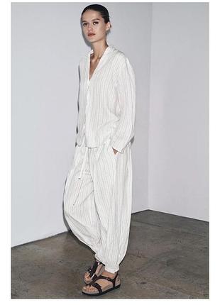 Лляний костюм zara