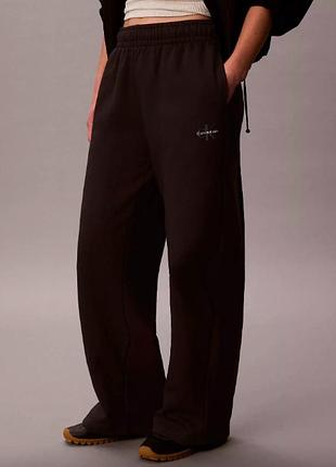 Штани жіночі широкі фліс monologo calvin klein. цвет: black.