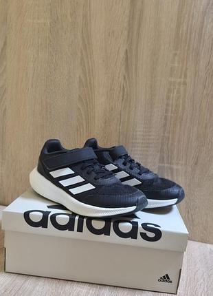 Кроссовки adidas