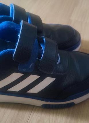Кроссовки adidas 33р