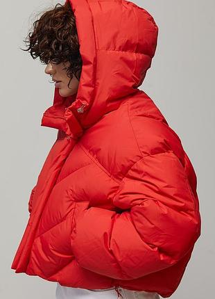 Короткая куртка oversize с капюшоном мод 0081