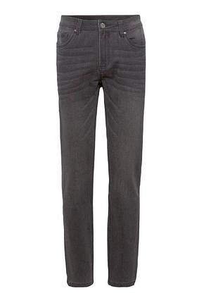 Джинси чоловічі 46 вузького крою „slim fit“