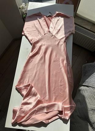 Неймовірно красиве платтячко в пстельному кольорі &від zara 🌸😍